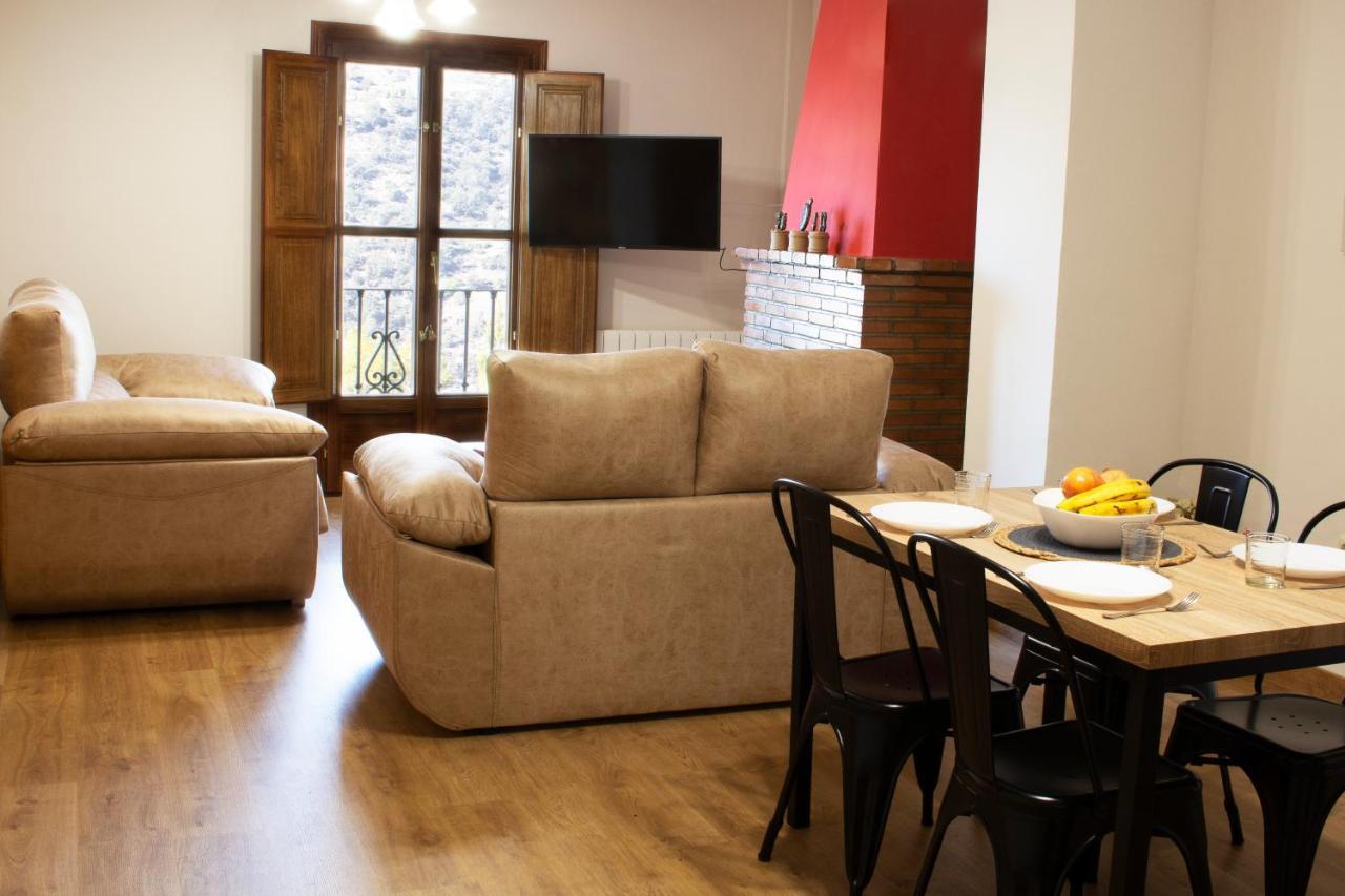 Puerta Bubion Apartamentos 外观 照片